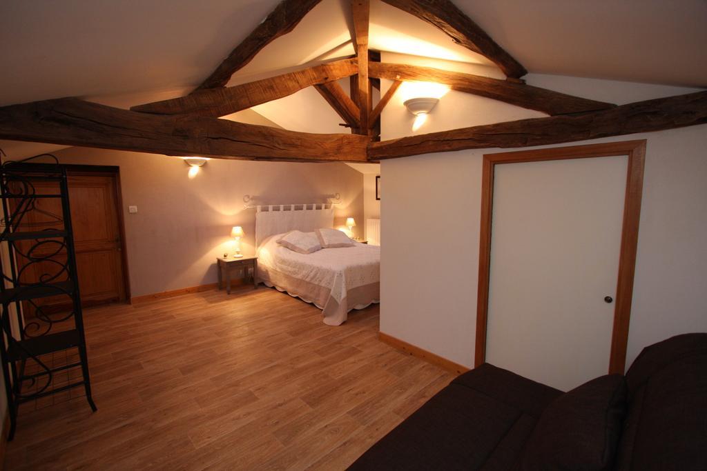 Logis De La Benetiere Bed & Breakfast Treize-Vents Room photo